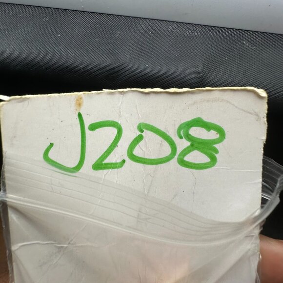 Heart Watch Women Silver Gold Two Tone  Rhinestone Band New Battery 7.5 Inch - Picture 14 of 14